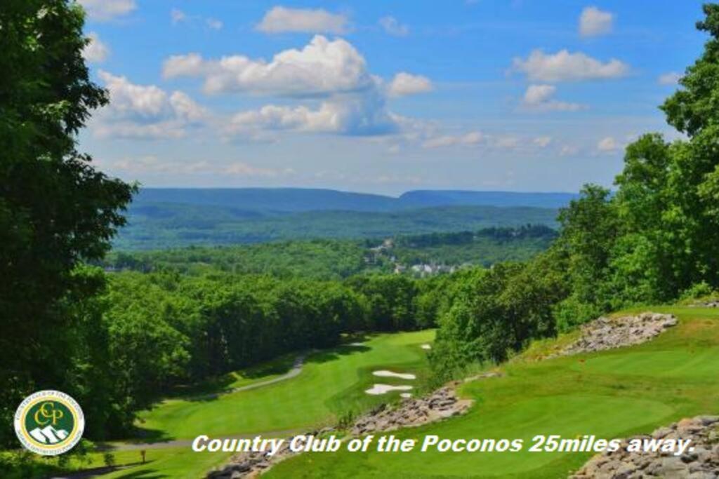 Closest House To Pool & In Pocono Farms, Ac, Hot Tub, Game Chalet *
