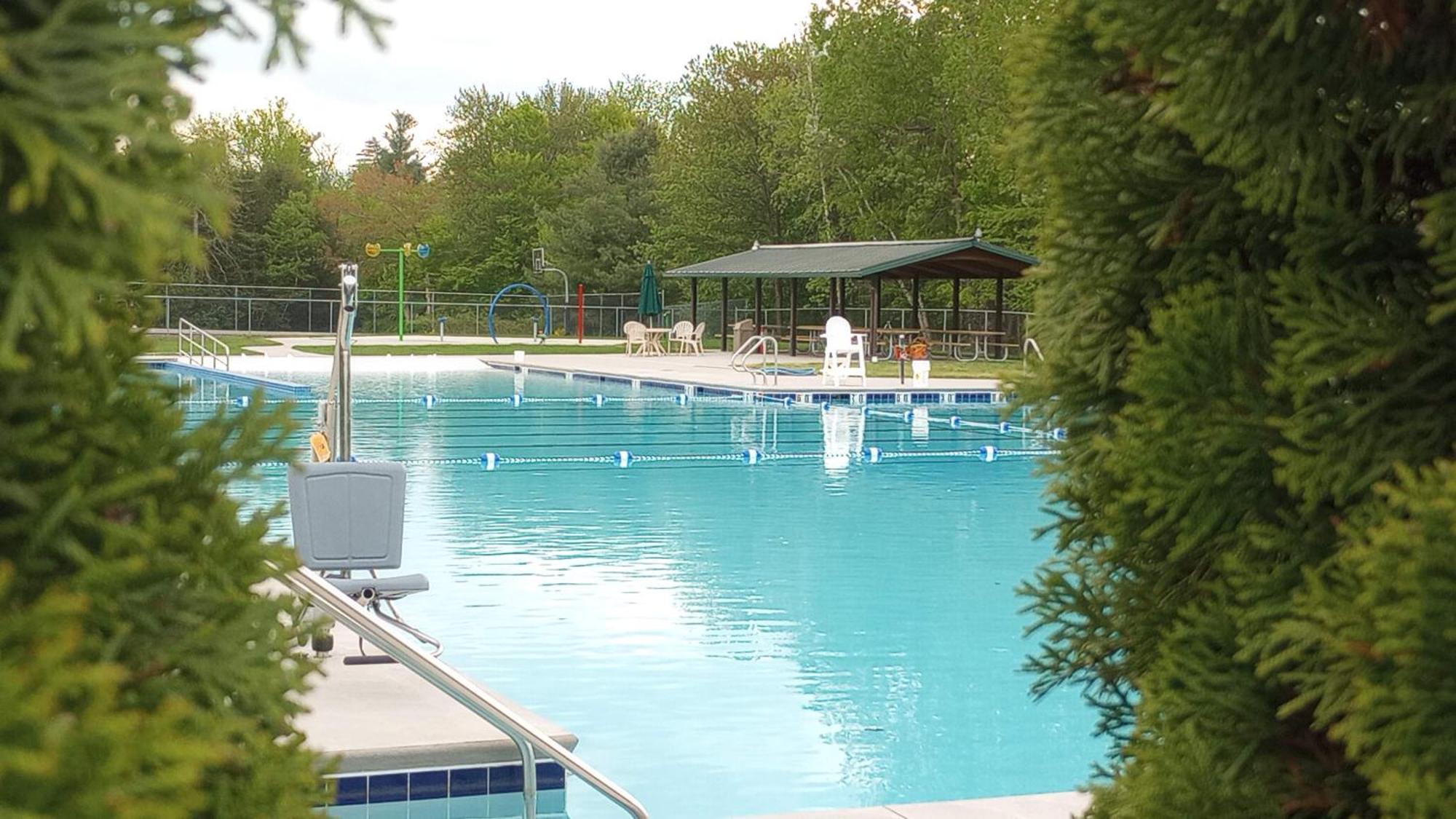 Closest House To Pool & In Pocono Farms, Ac, Hot Tub, Game Chalet Tobyhanna